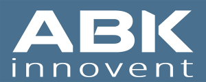 Wit "ABK"-logo over "innovent" op een blauwe achtergrond.