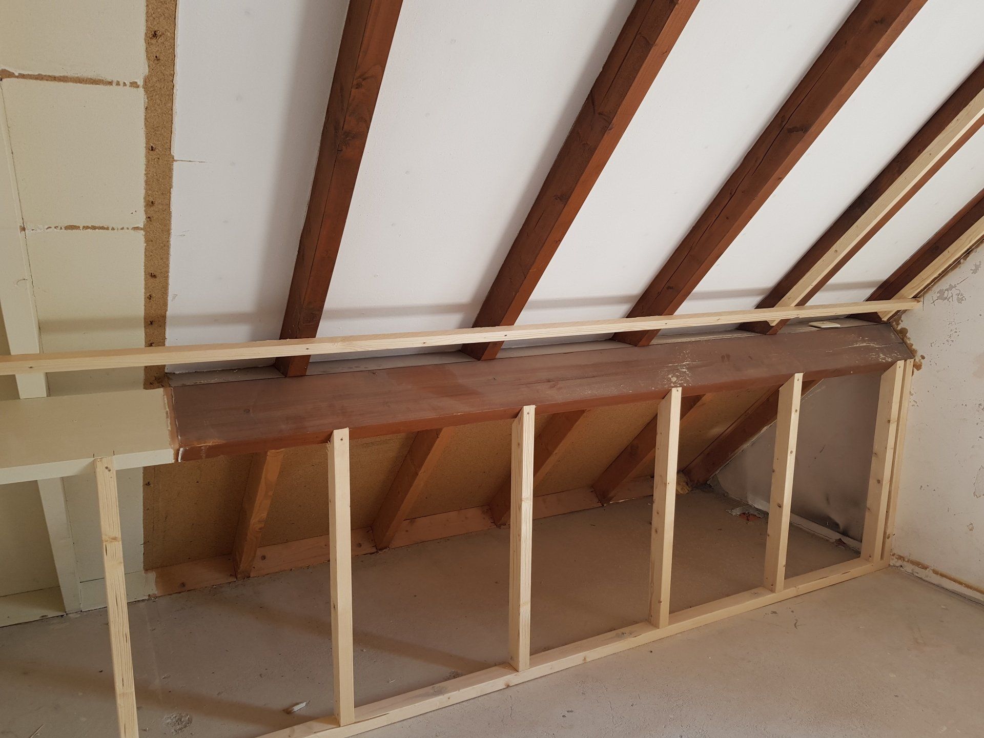 Dak geïsoleerd tussen balken Twello