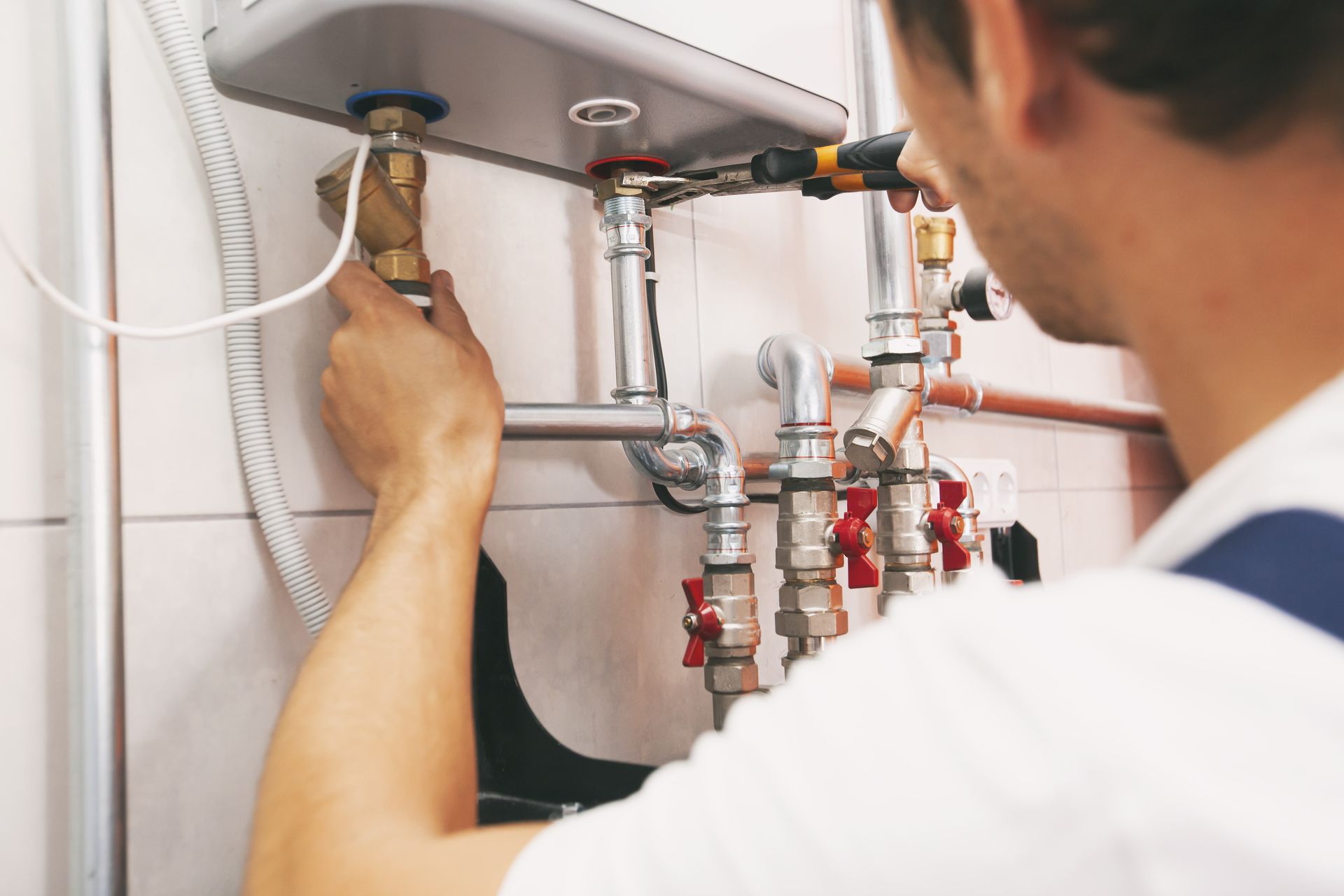 Hot Topic What to Do When Your Water Heater Leaks