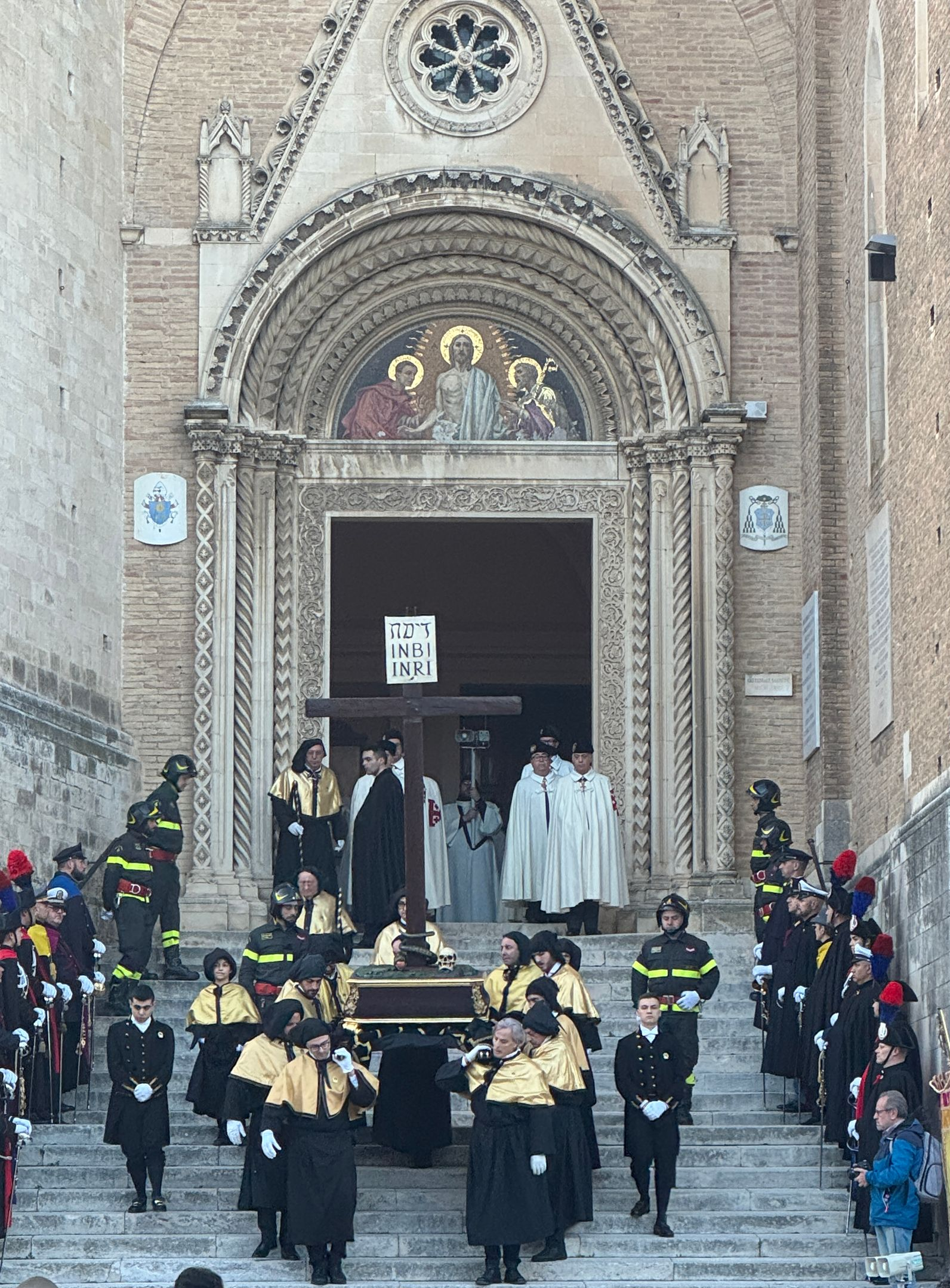 Escher in Castrovalva drawing