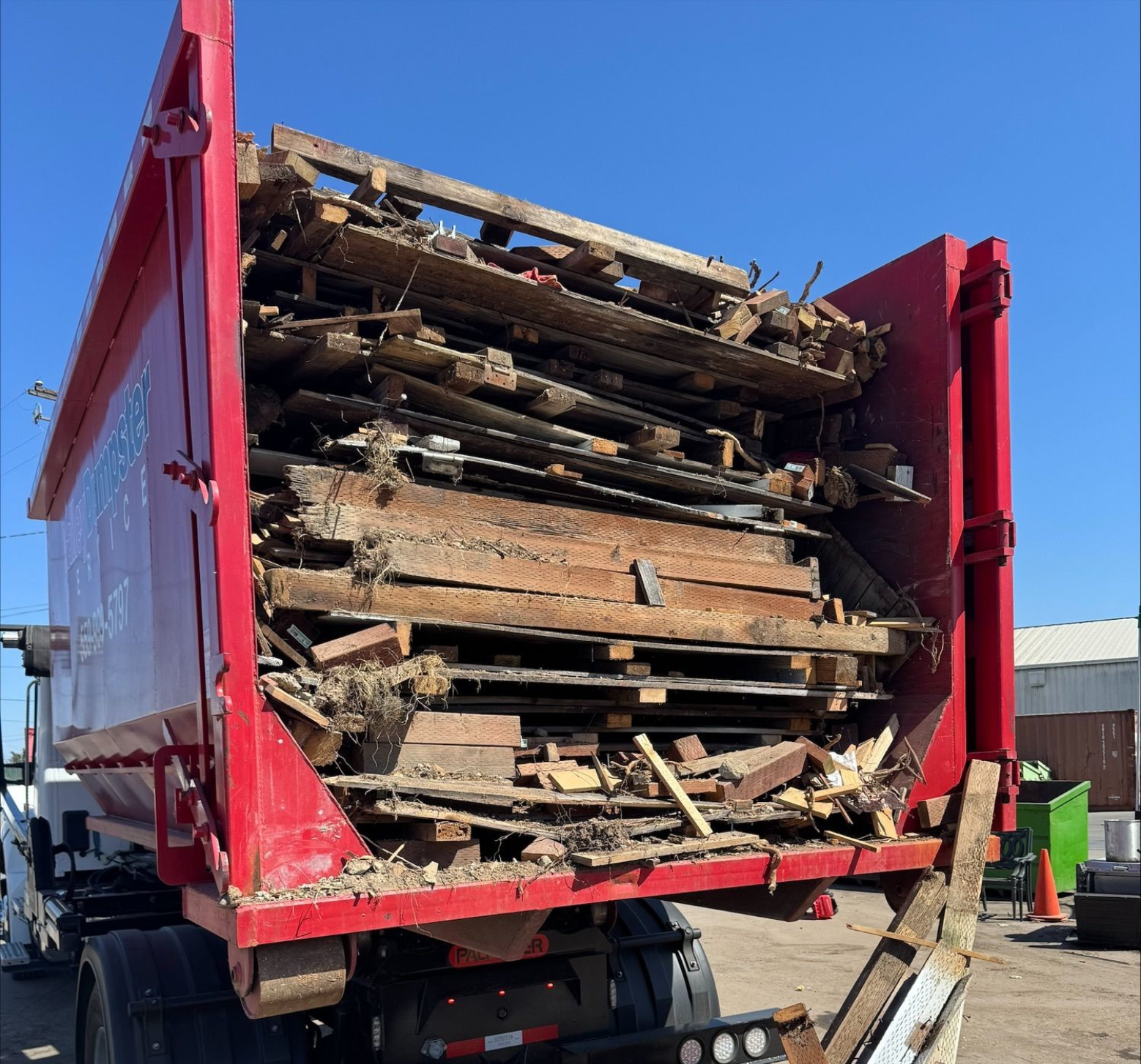 Heavy clean dumpster
