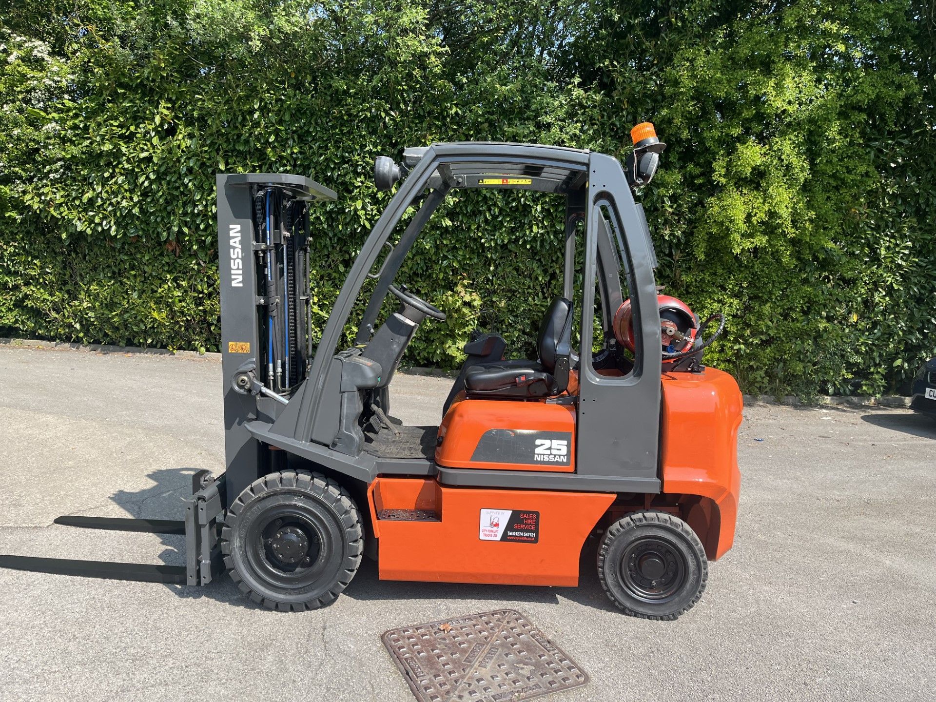 Commercial truck hire services across Bradford