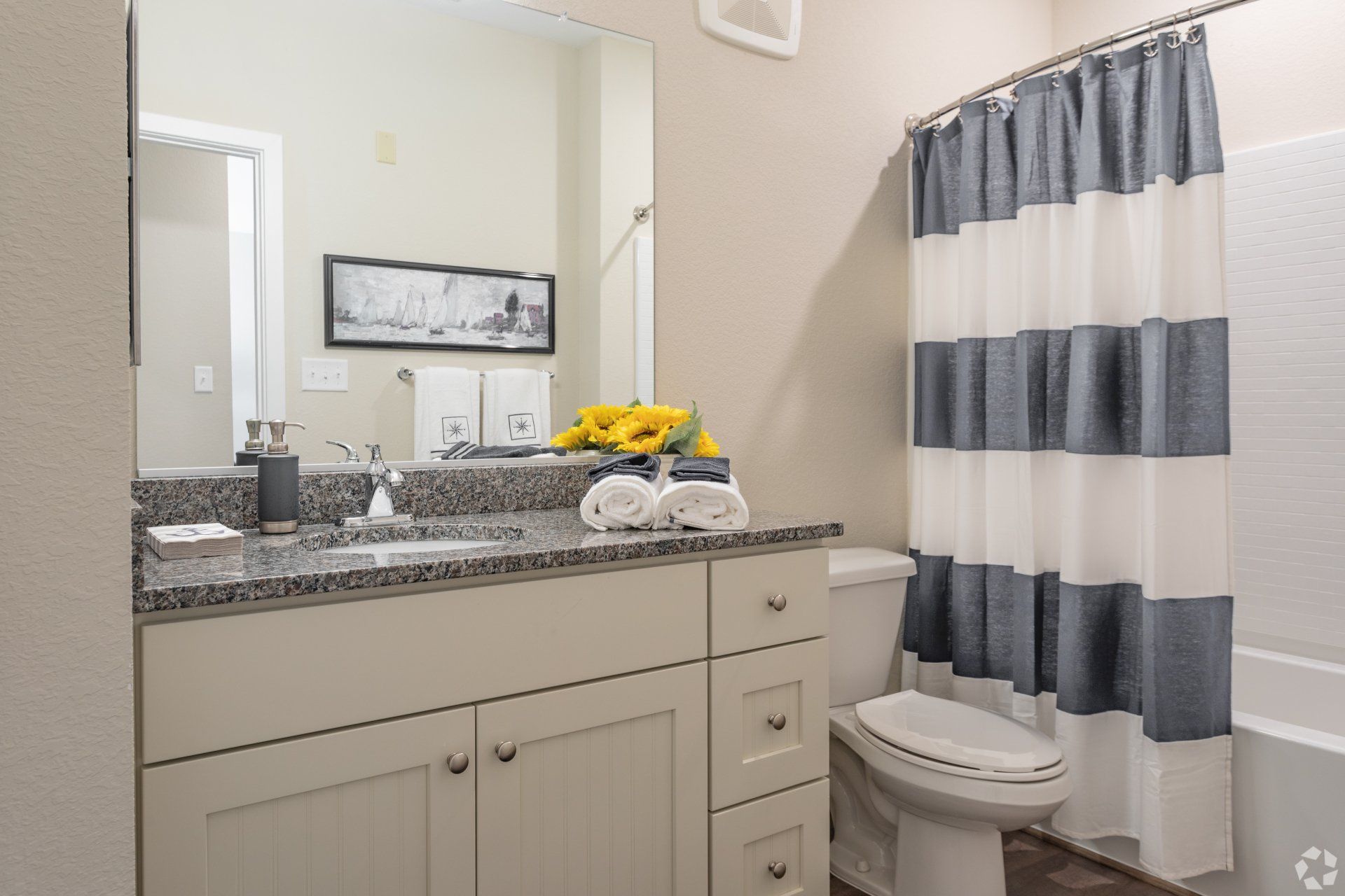 Bridge 17 Apartment Details