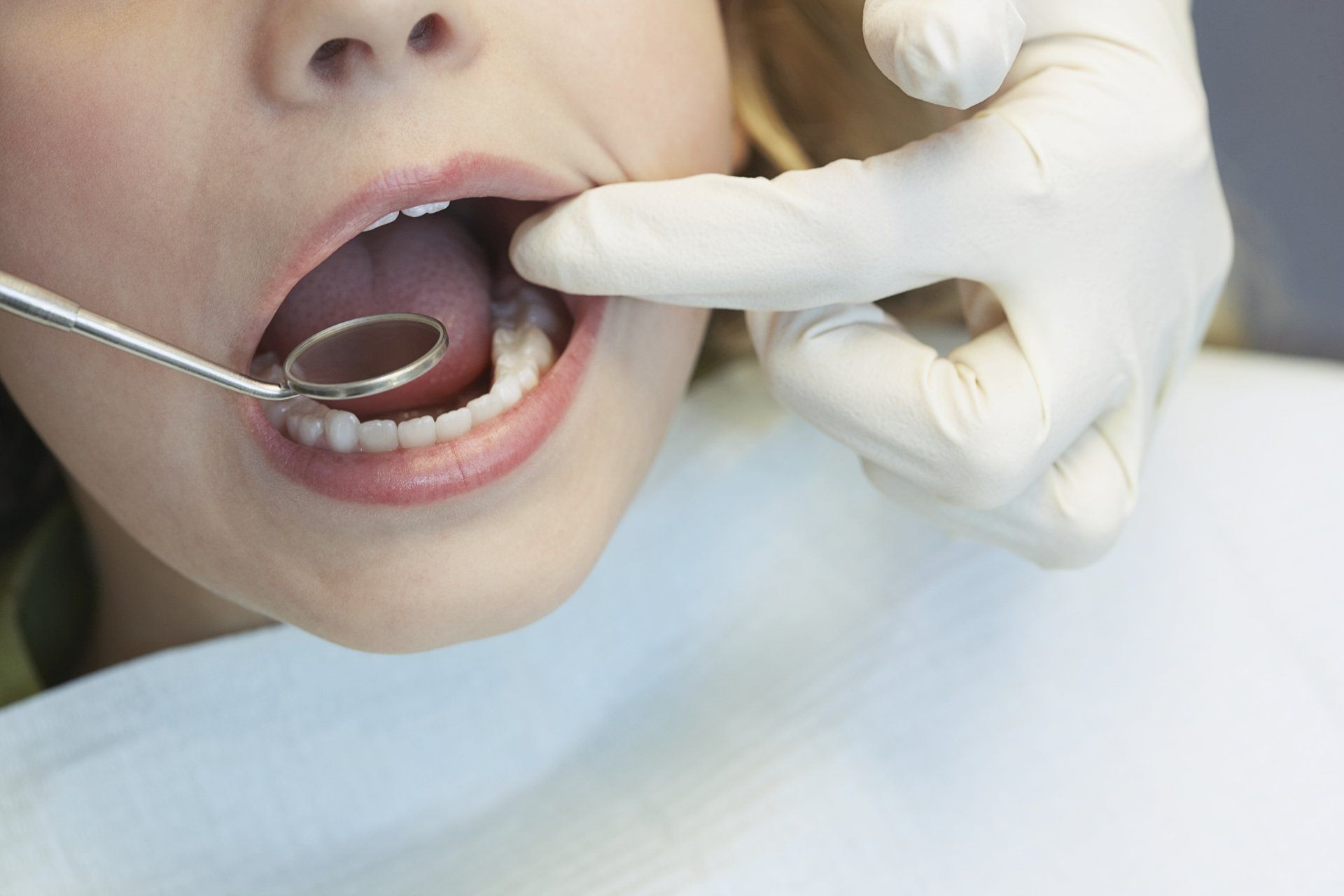 Child Having Dental Examination - Huntington, WV - Dr. Ben Brown The Denture Store