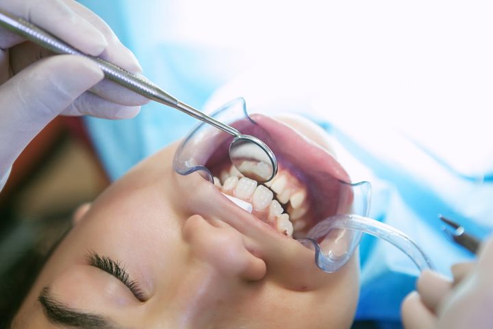 Girl At Dentist - Huntington, WV - Dr. Ben Brown The Denture Store