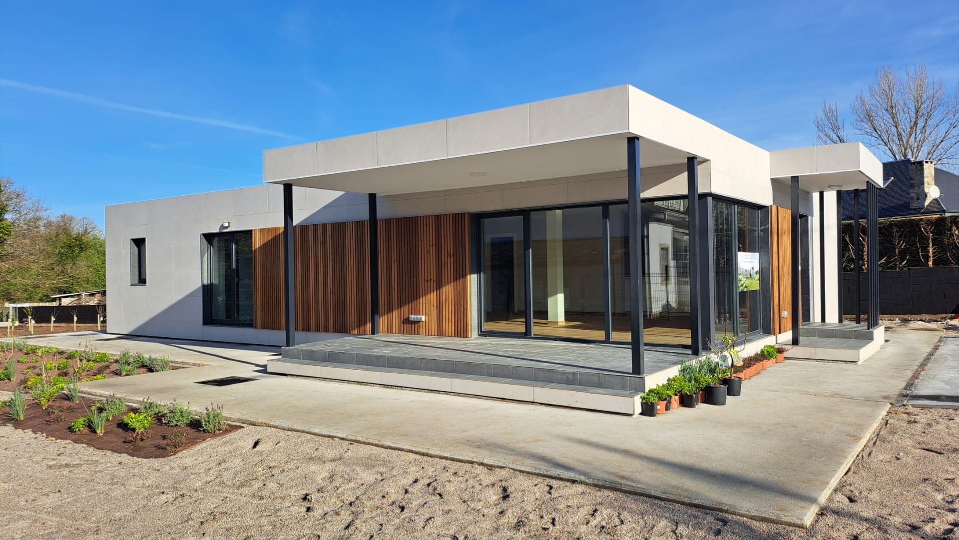 Modern prefabricated modular house exterior
