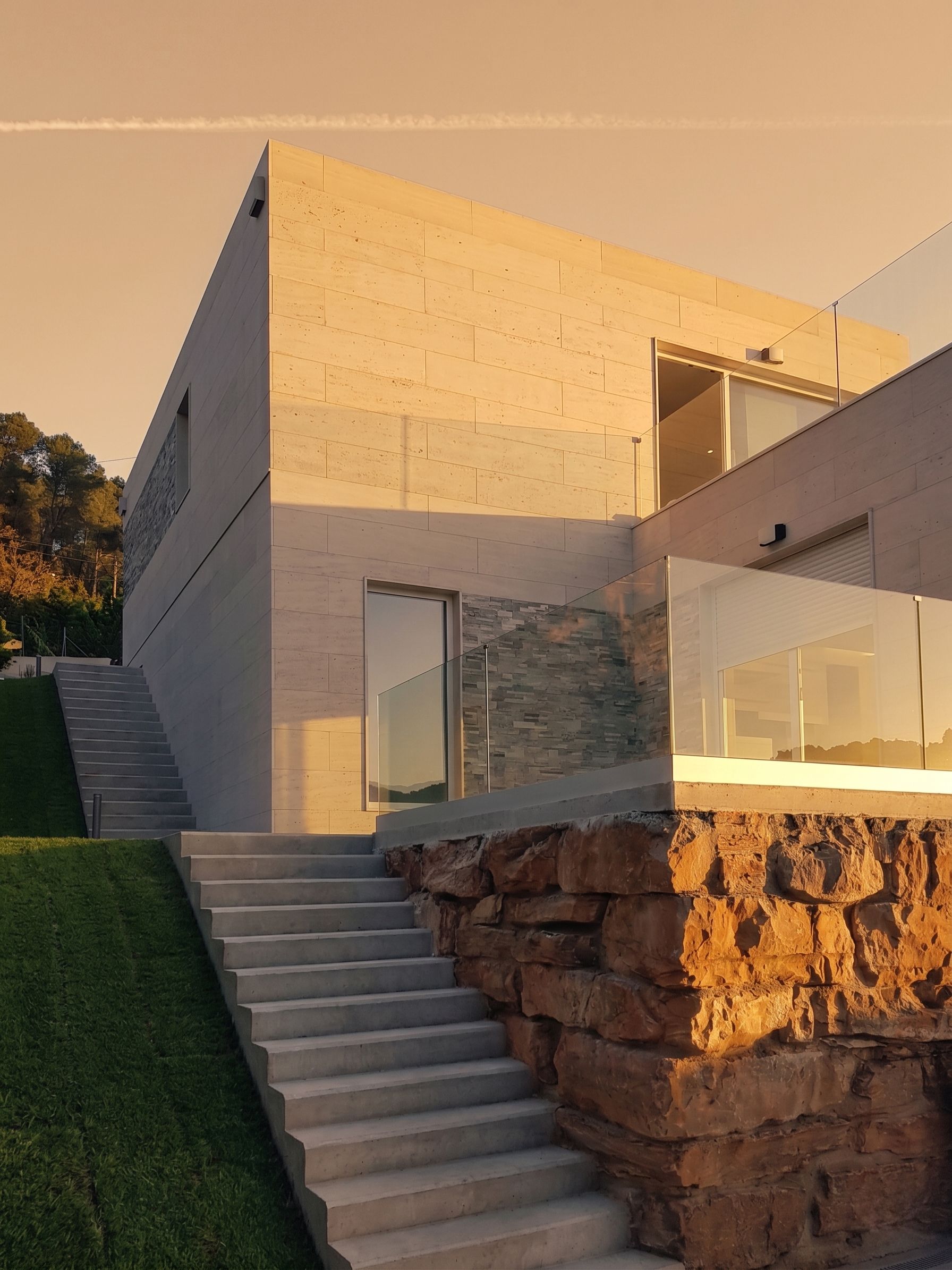 vivienda industrializada vistas parcela pendiente