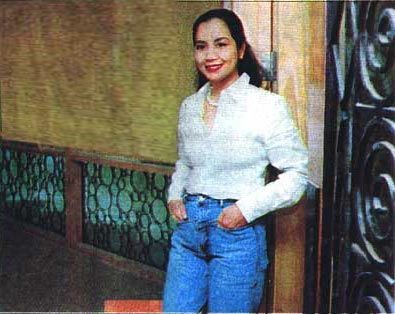 Cabalen president Maritel Nievera with architect Popi Laudico at Cabalen Robinson's Place.