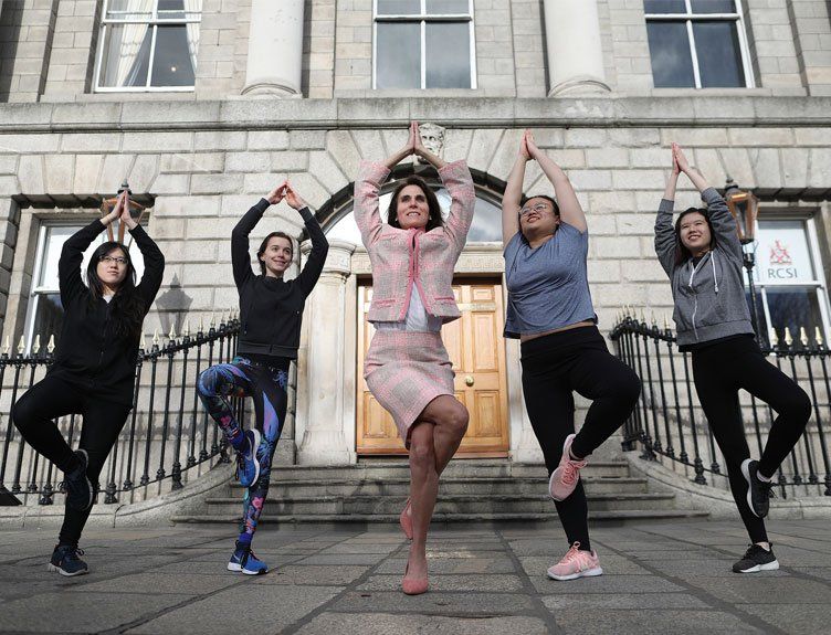 Dr. Beth Frates delivering a public lecture at the Royal College of Surgeons Ireland MyHealth on the power of healthy habits.