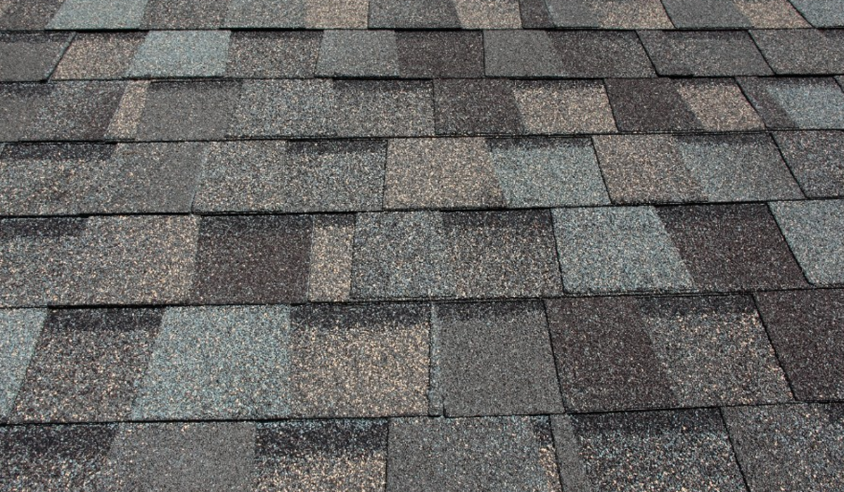 A close up of a roof with shingles on it.