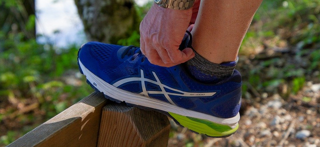 10 Best Shoes for Plantar Fasciitis in 2024