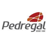 É um logotipo para uma empresa chamada pedregal.