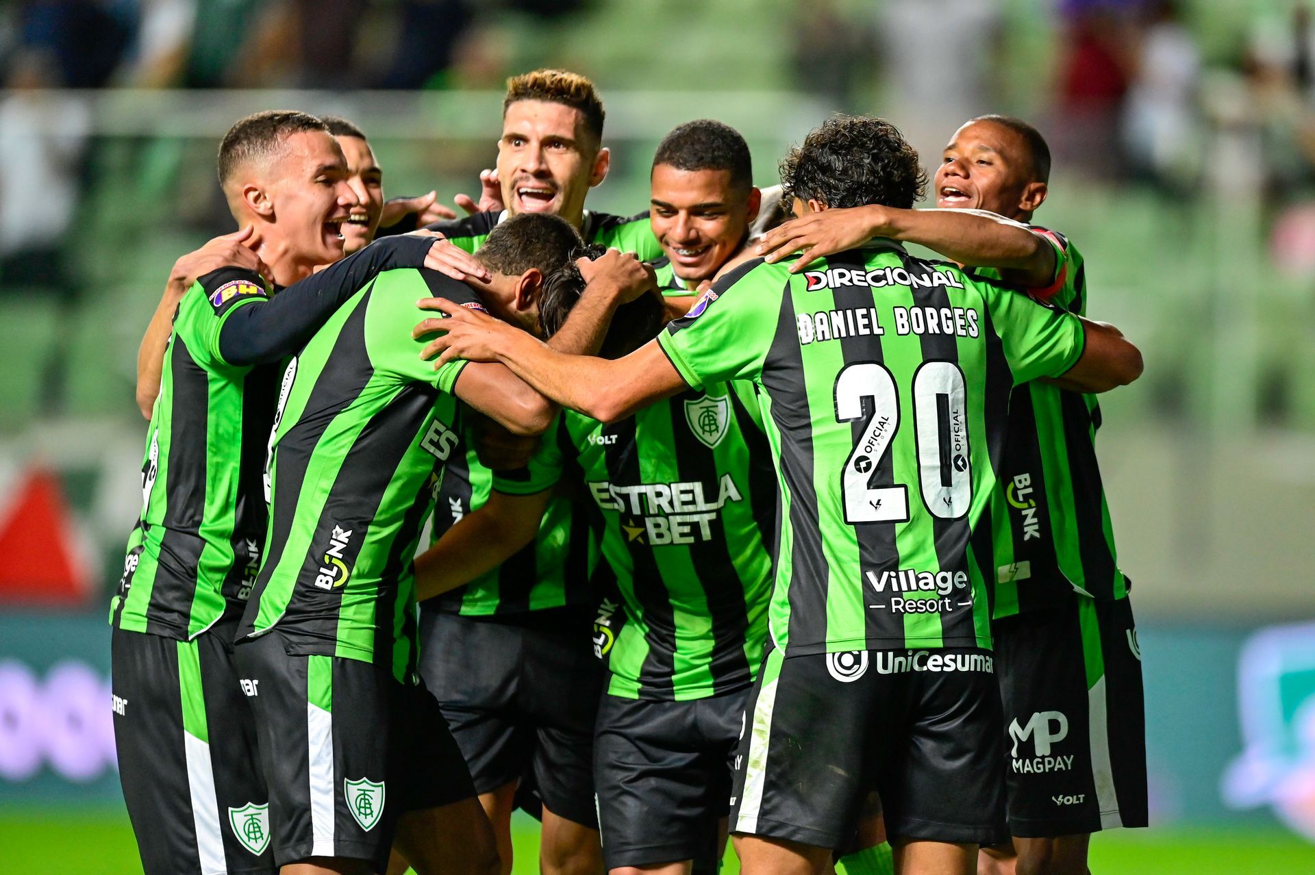 América domina e vence a Ponte Preta na Arena Independência