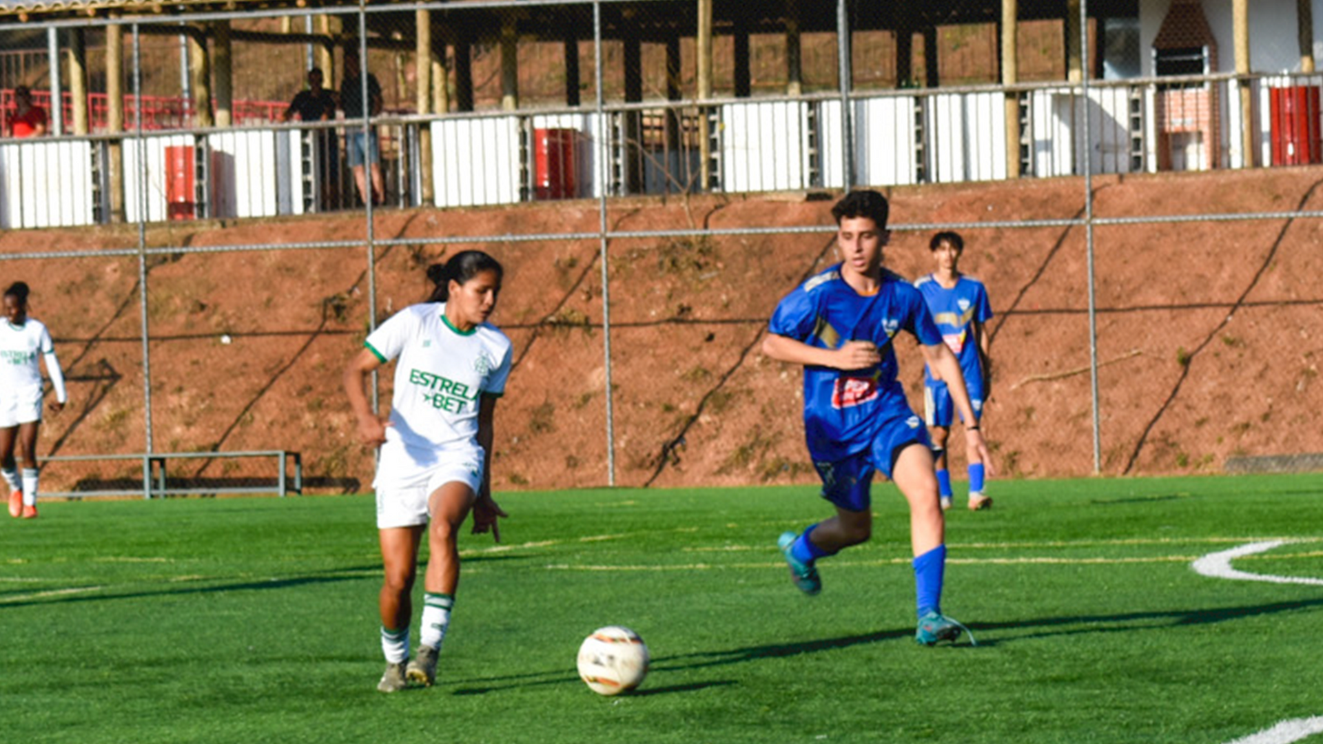 Spartanas vencem Desportivo de Minas em jogo-treino