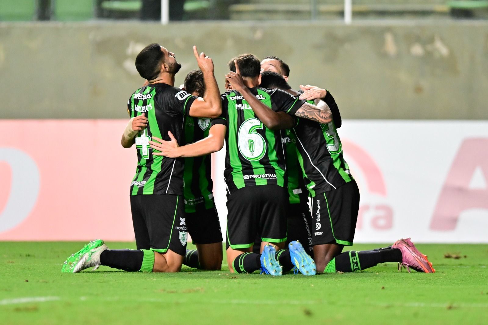 AM&Eacute;RICA VENCE SAMPAIO CORR&Ecirc;A-RJ NO INDEPA, PELA COPA SUL-SUDESTE