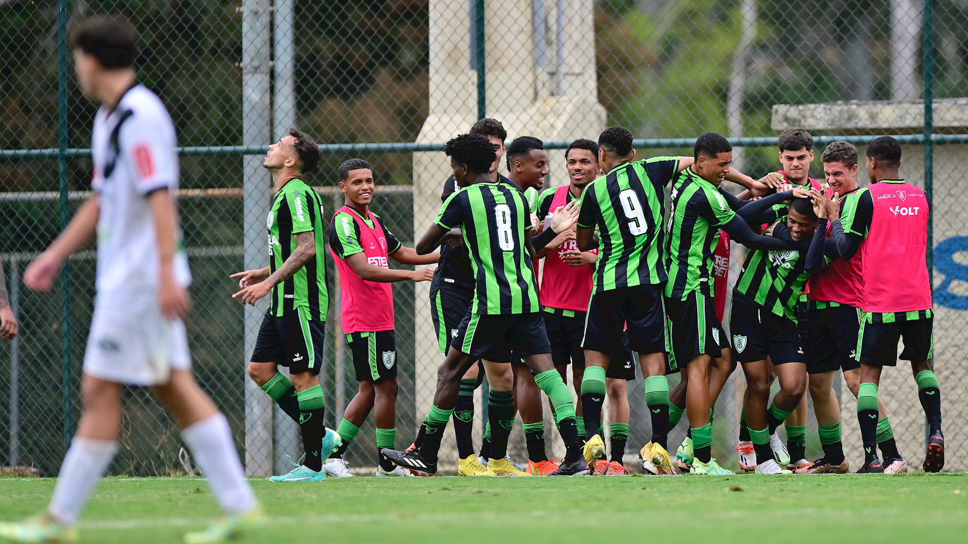 Coelhãozinho SUB-20 goleia pela Copa do Brasil