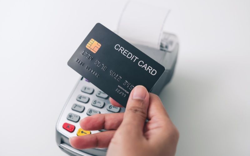 Can You Pay a Credit Card With Another?