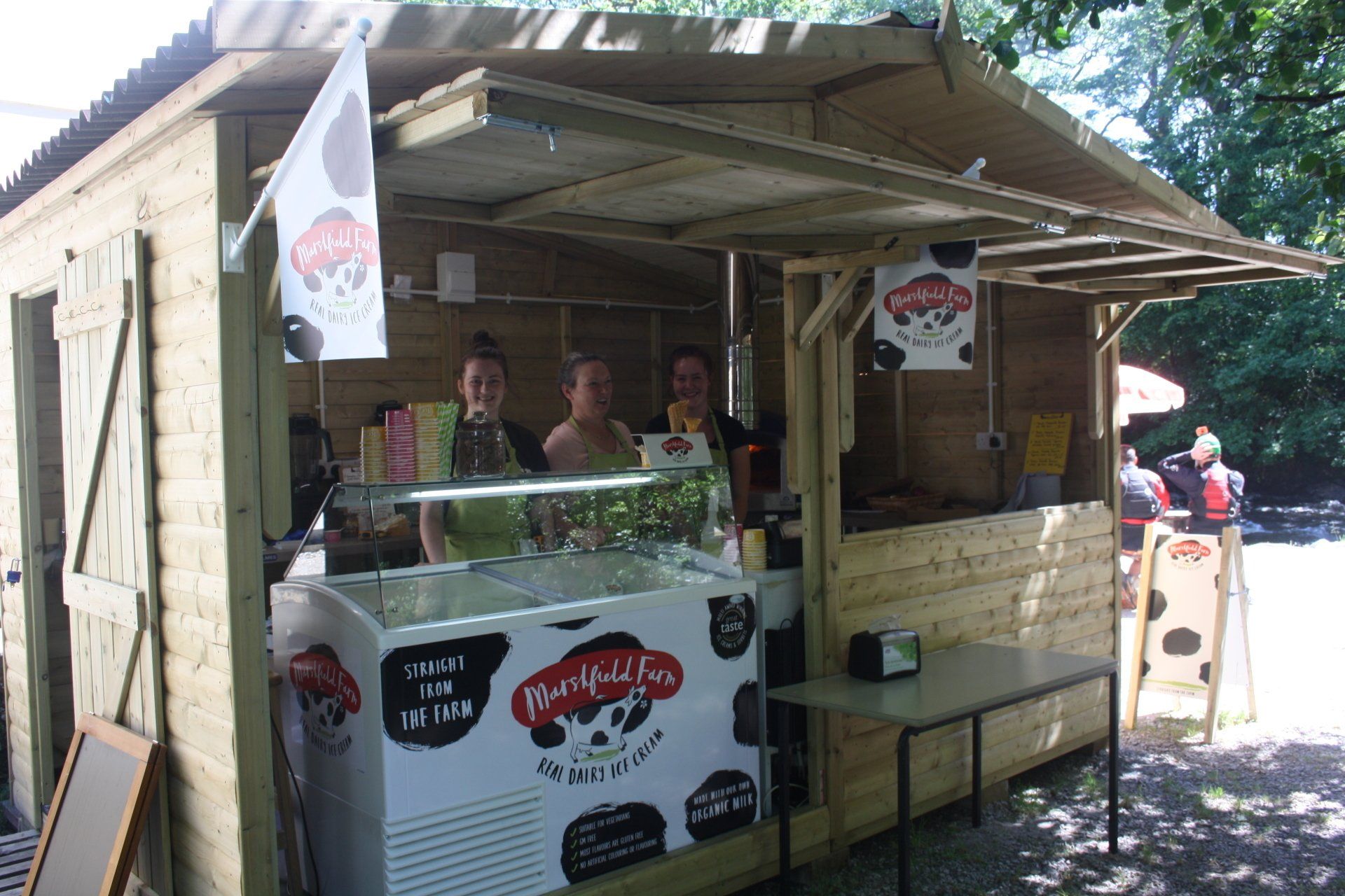 Photo of the ice cream kiosk