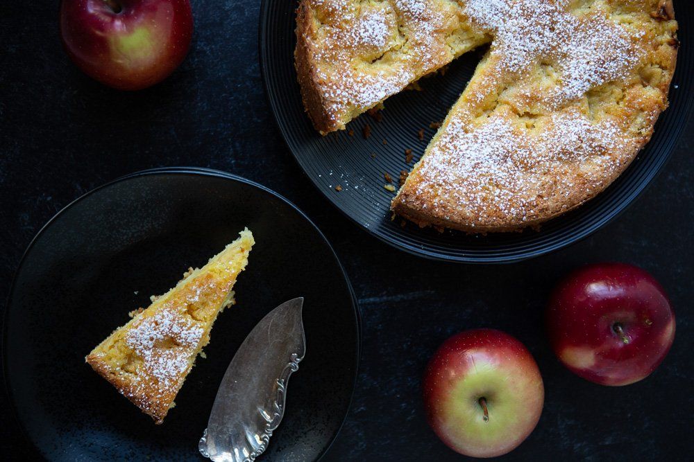 Rustic Tuscan Apple Cake