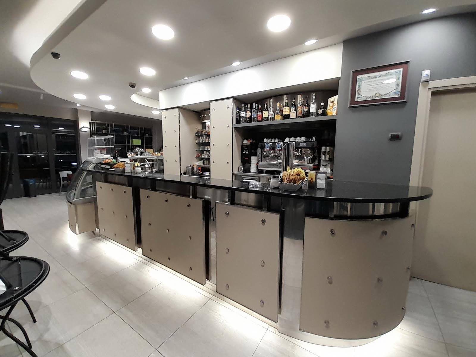 banchi frigo per gelaterie e pasticcerie in Valdarno