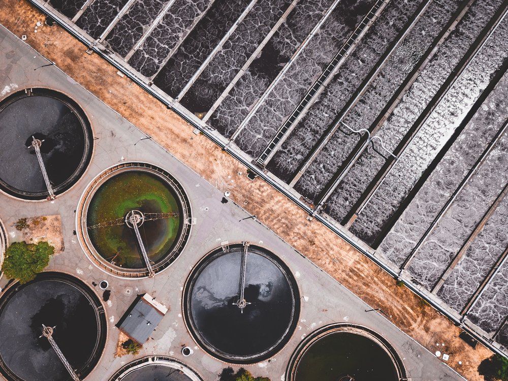 An aerial view of a sewage treatment plant.