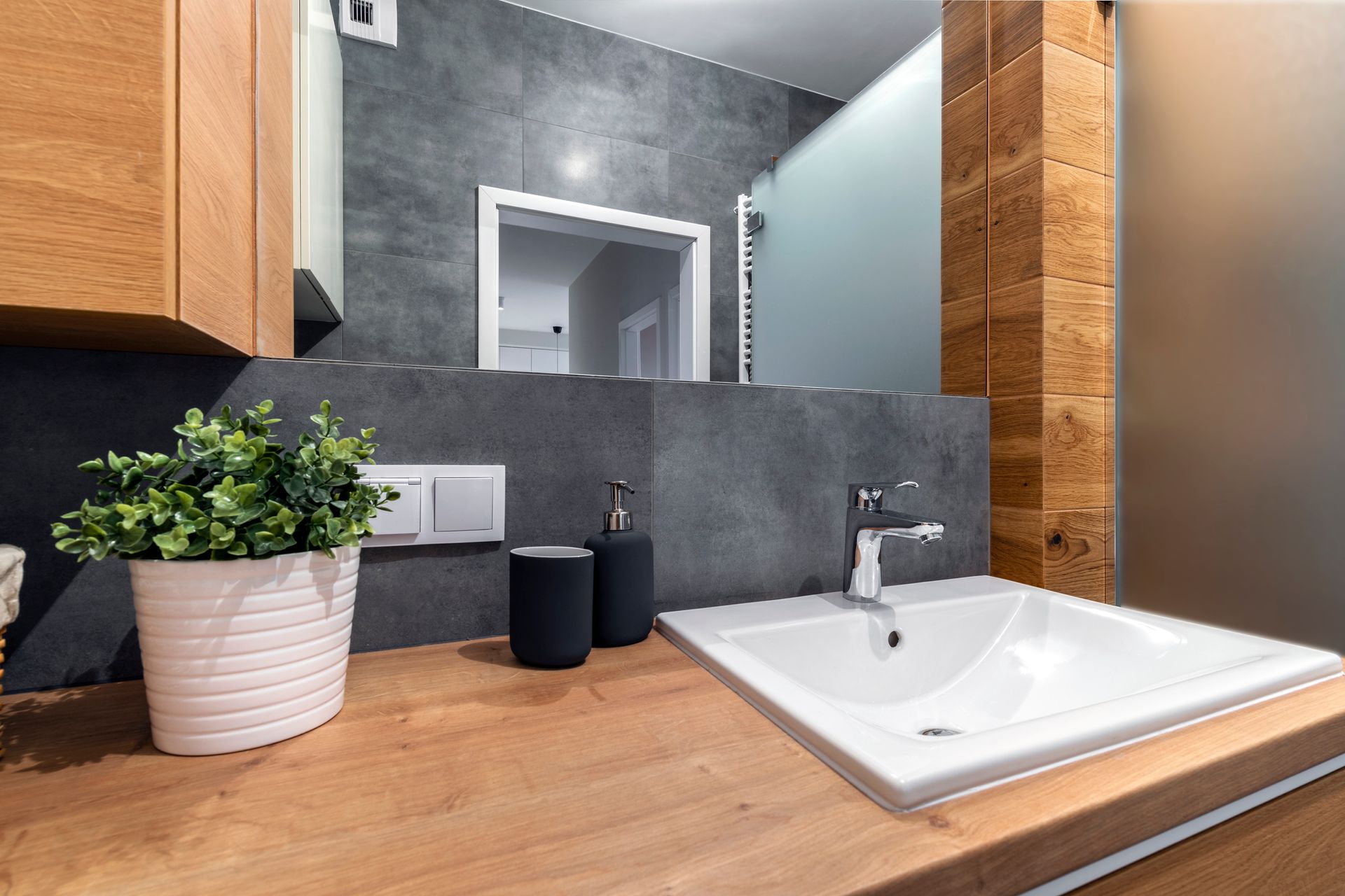 Bathroom Mirror - Madison, NJ - Gus Home Improvement LLC