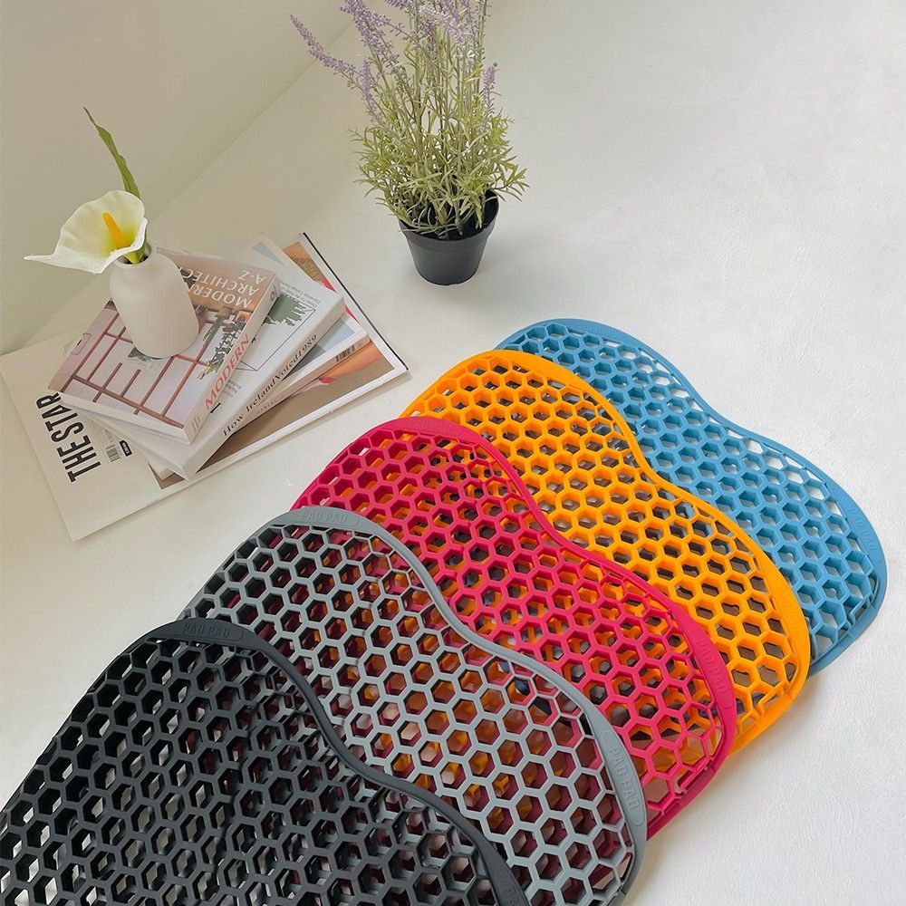 【敲敲嚴選】 PDAPAD 液態矽膠蜂巢蘋果坐墊