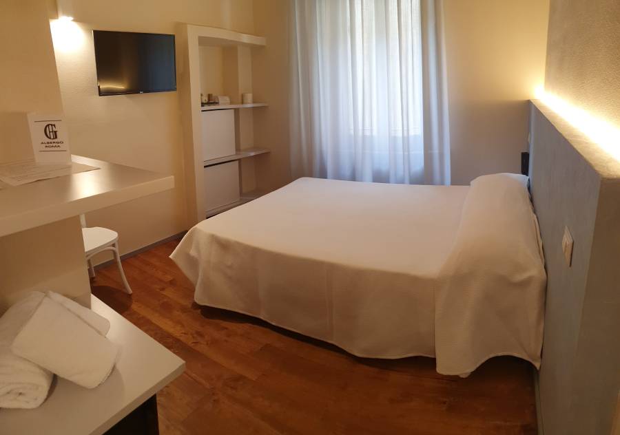 letto matrimoniale all'albergo a buonconvento