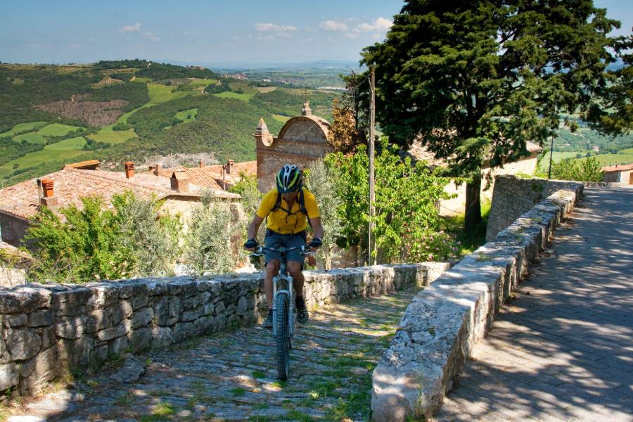 vacanze in bici a buonconvento