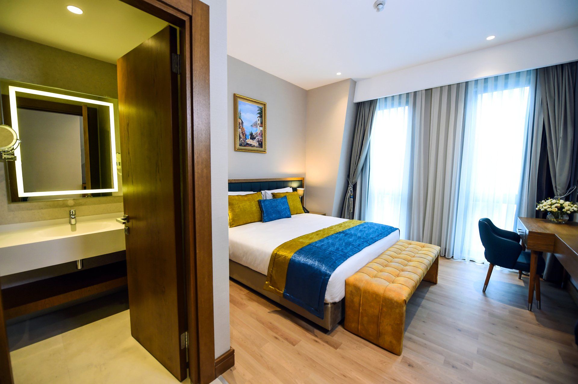 Cher Hotel Beyoğlu deluxe king room
