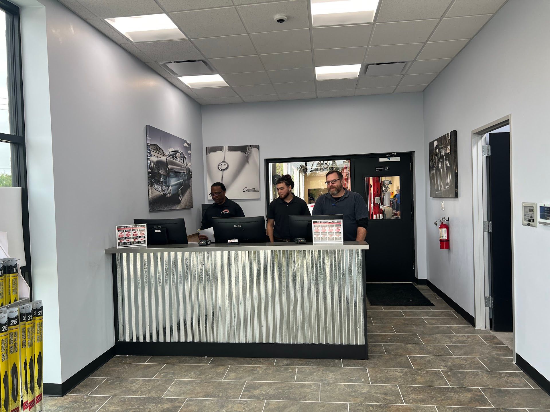 Front Desk Inside Auto Repair Shop | Locals Automotive Repair