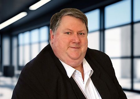 Bio shot of Eric Green