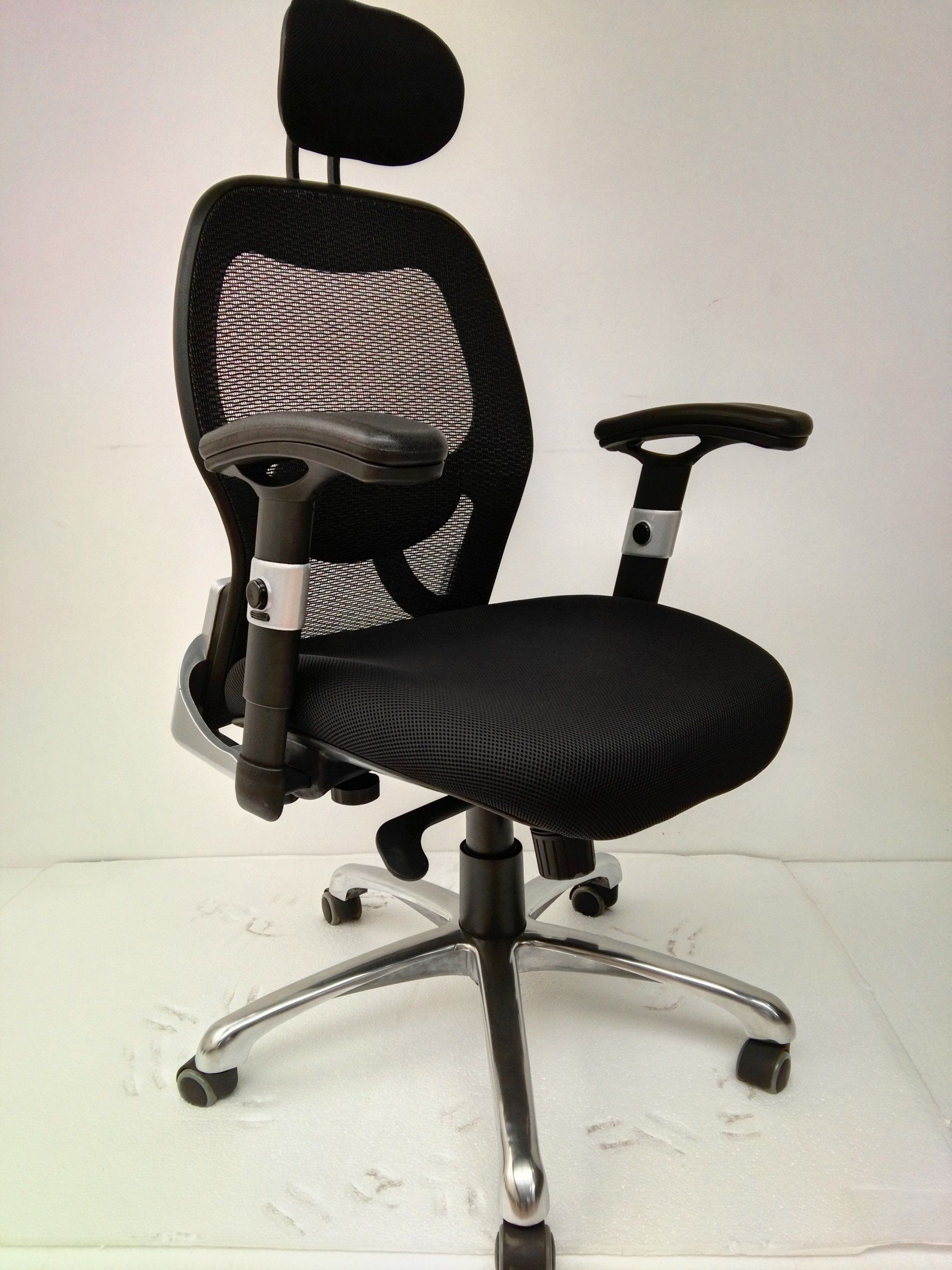 El mueble - Mobiliario de oficina con diseño moderno, ergonómico y elegante