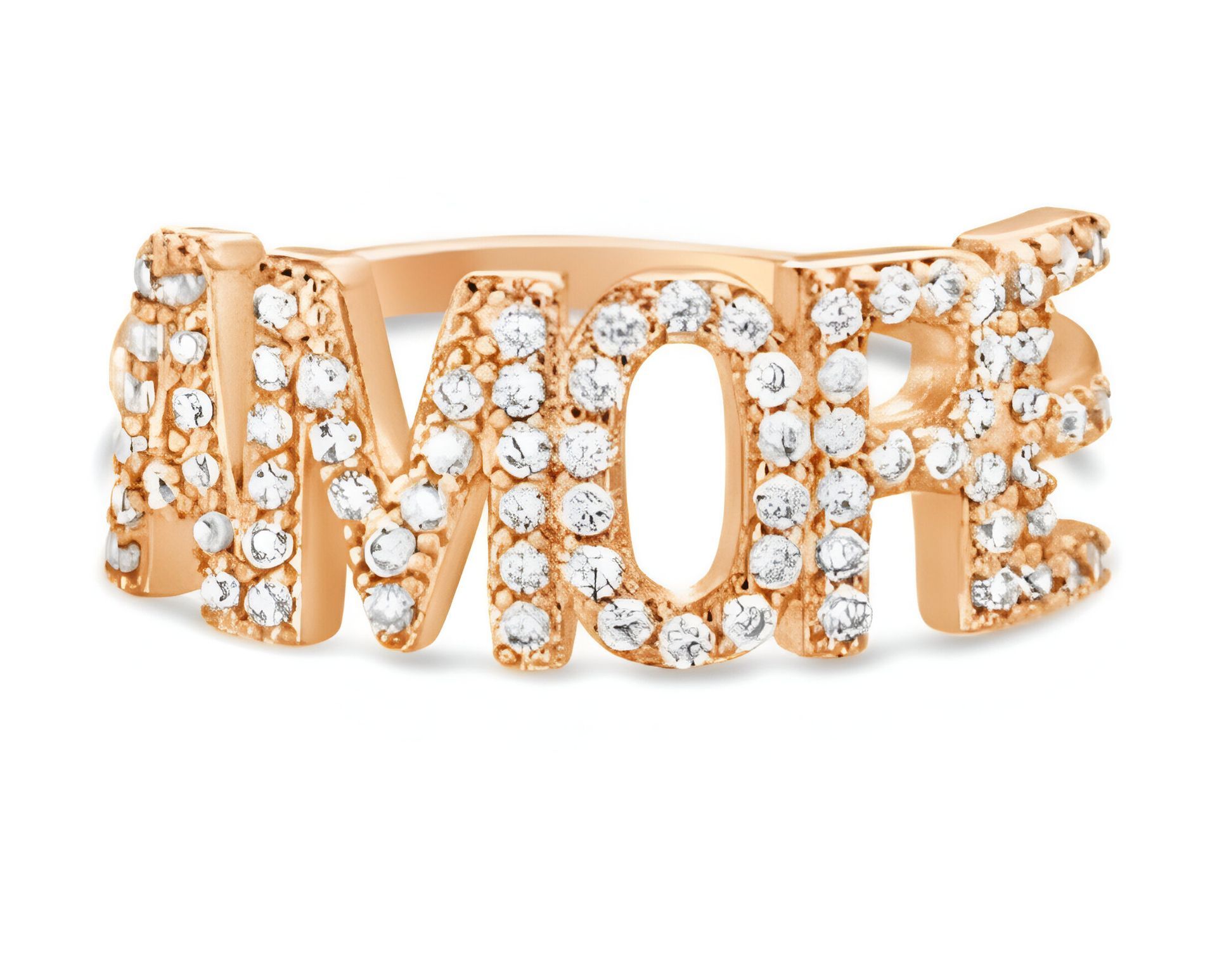 Un anillo con la palabra amore rodeado de diamantes.