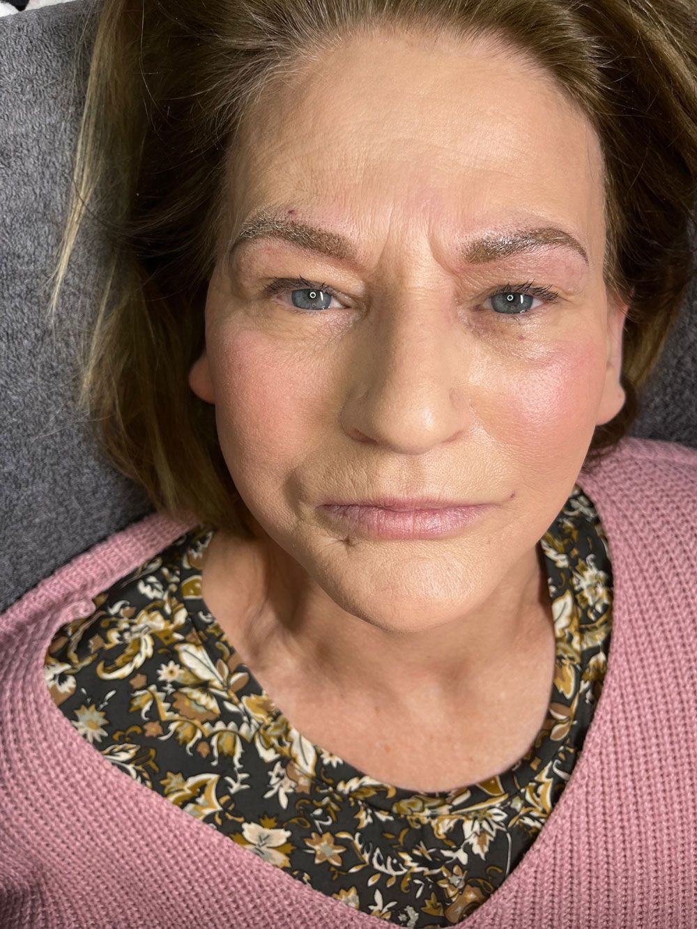 Rebecca Schneeberger Harmony Castle - Permanent Makeup Augenbrauen