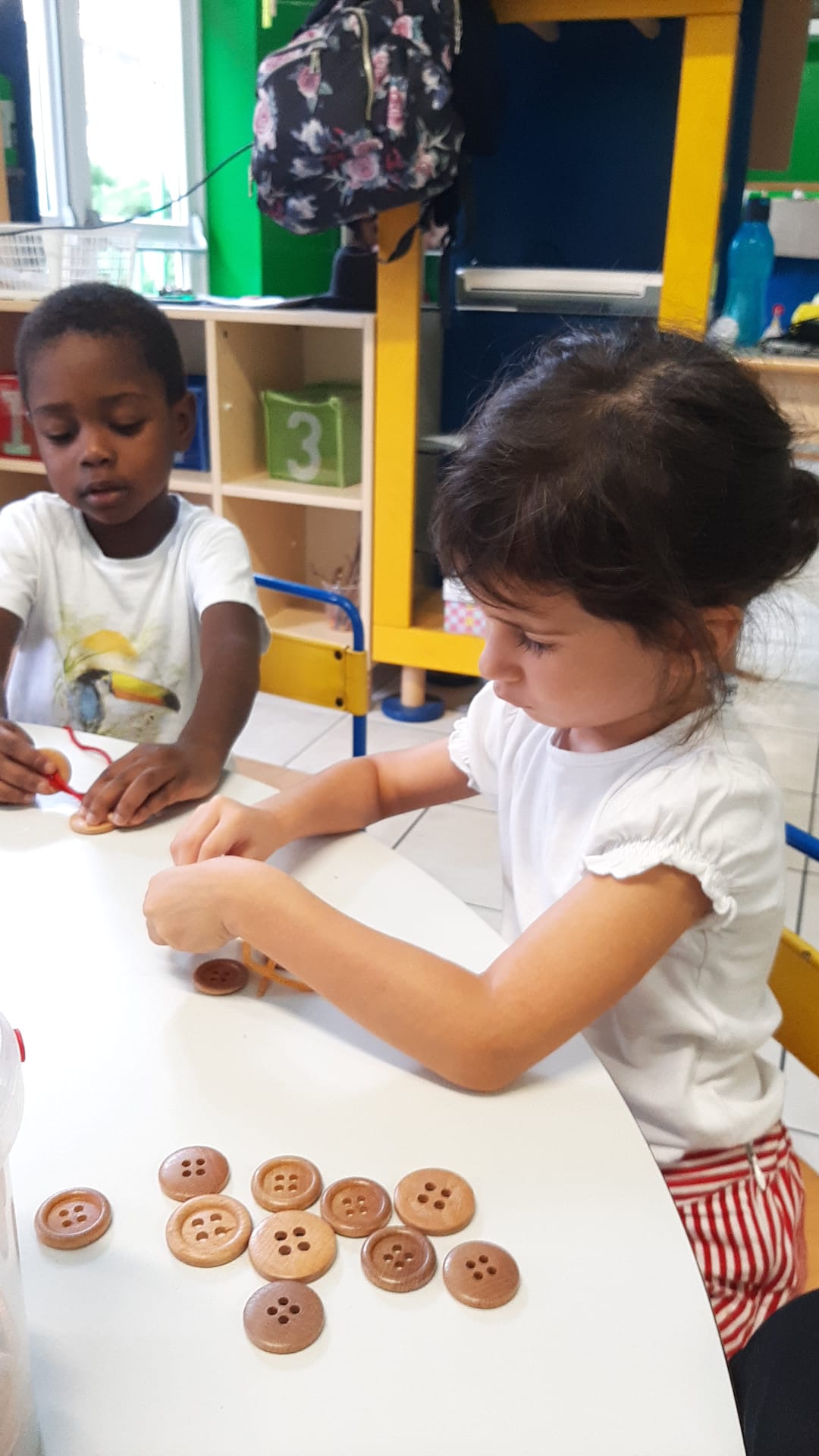 momento di svago e gioco in un asilo nido 7