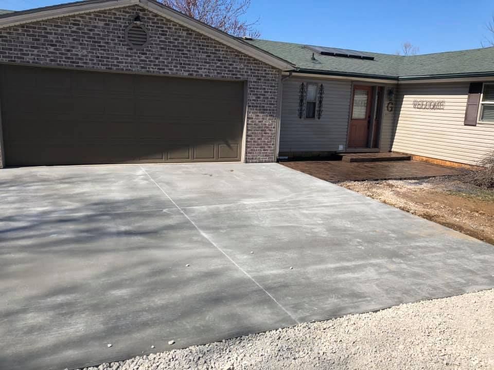 Driveway freshly poured concrete