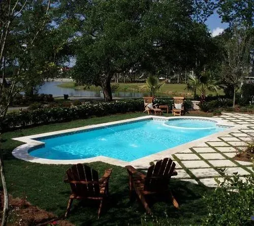 The Caesar's palace pool