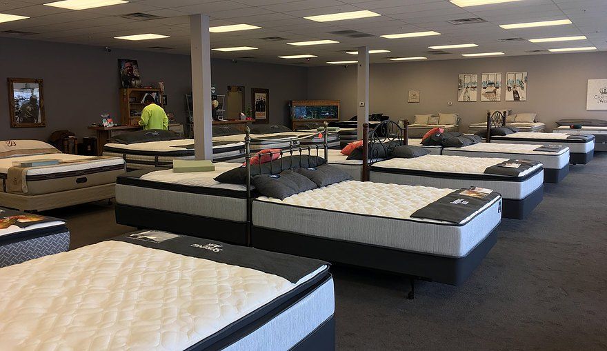 Best mattress store in Kingman AZ. Boyd's Outlaw Sleep Center