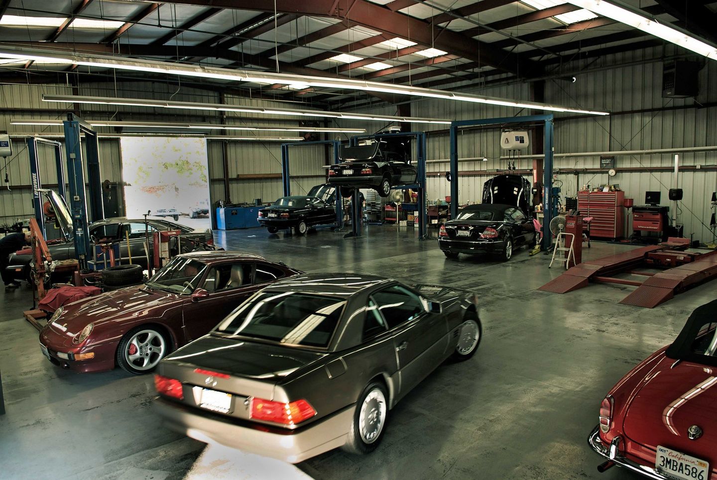 Luxury Car Services Napa, CA Alpina Car Center