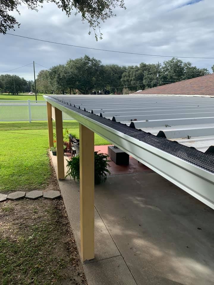 A roof with a lot of solar panels on it