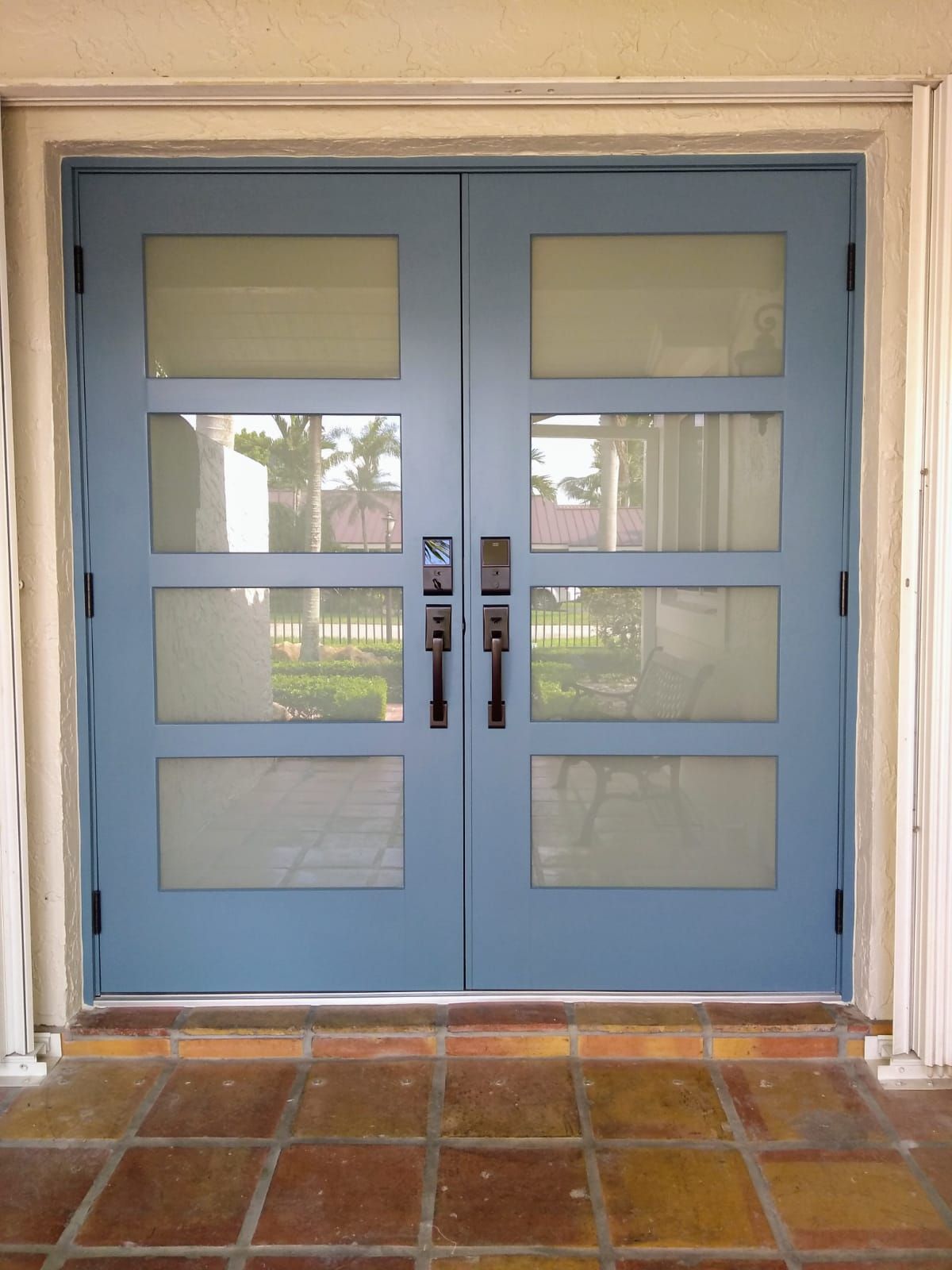 Beautiful external Double entry door with glasses in South Florida.