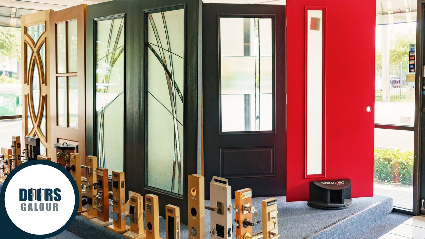 A showroom with a lot of doors and locks on display