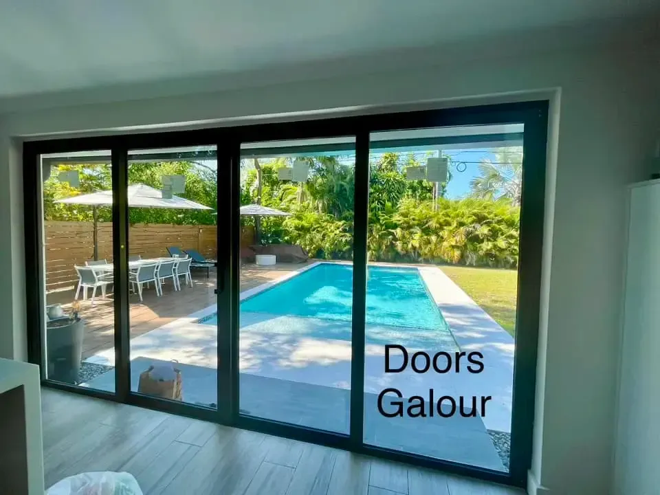 Sliding door in Miami