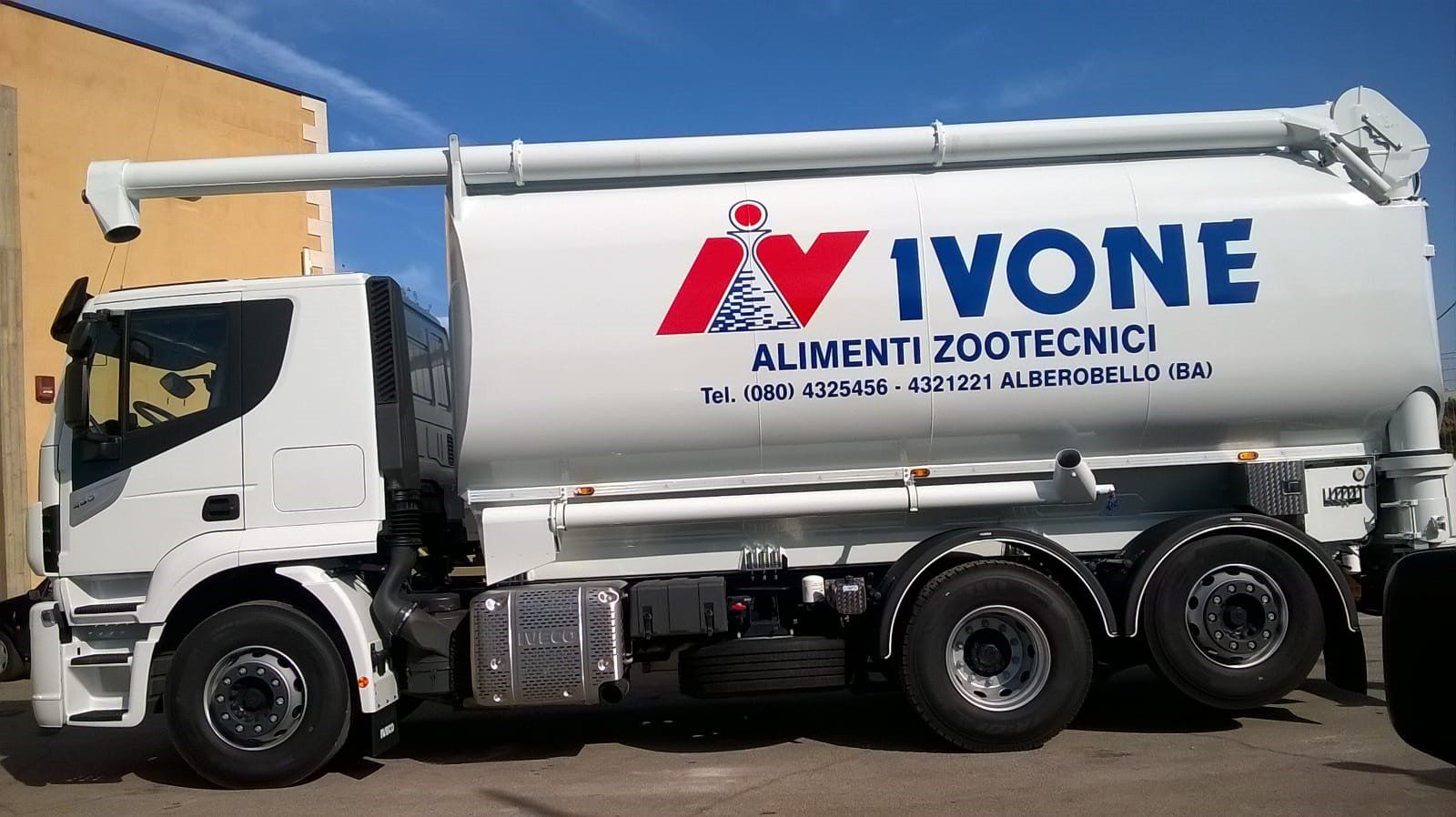 camion per trasporto merce