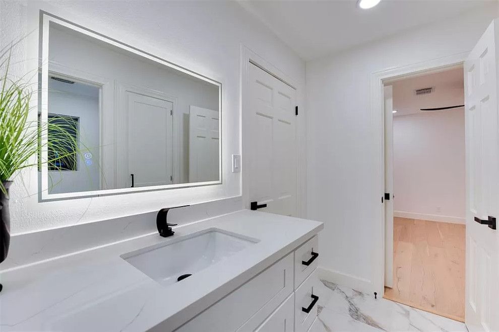 modern bathroom remodeling by SPS Remodeling in Conroe Texas