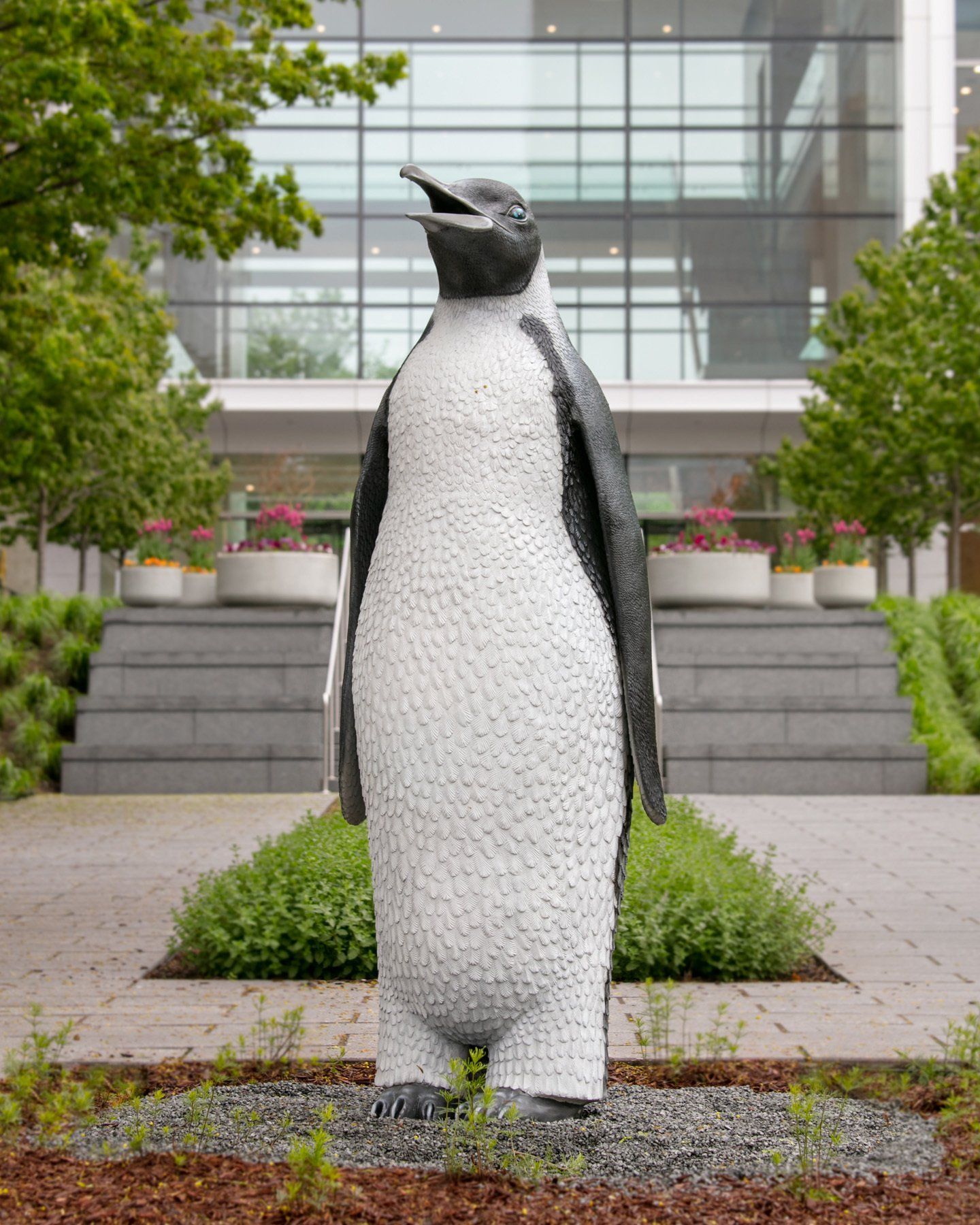 John Baldessari, Penguin, Sculpture Milwaukee 2019
