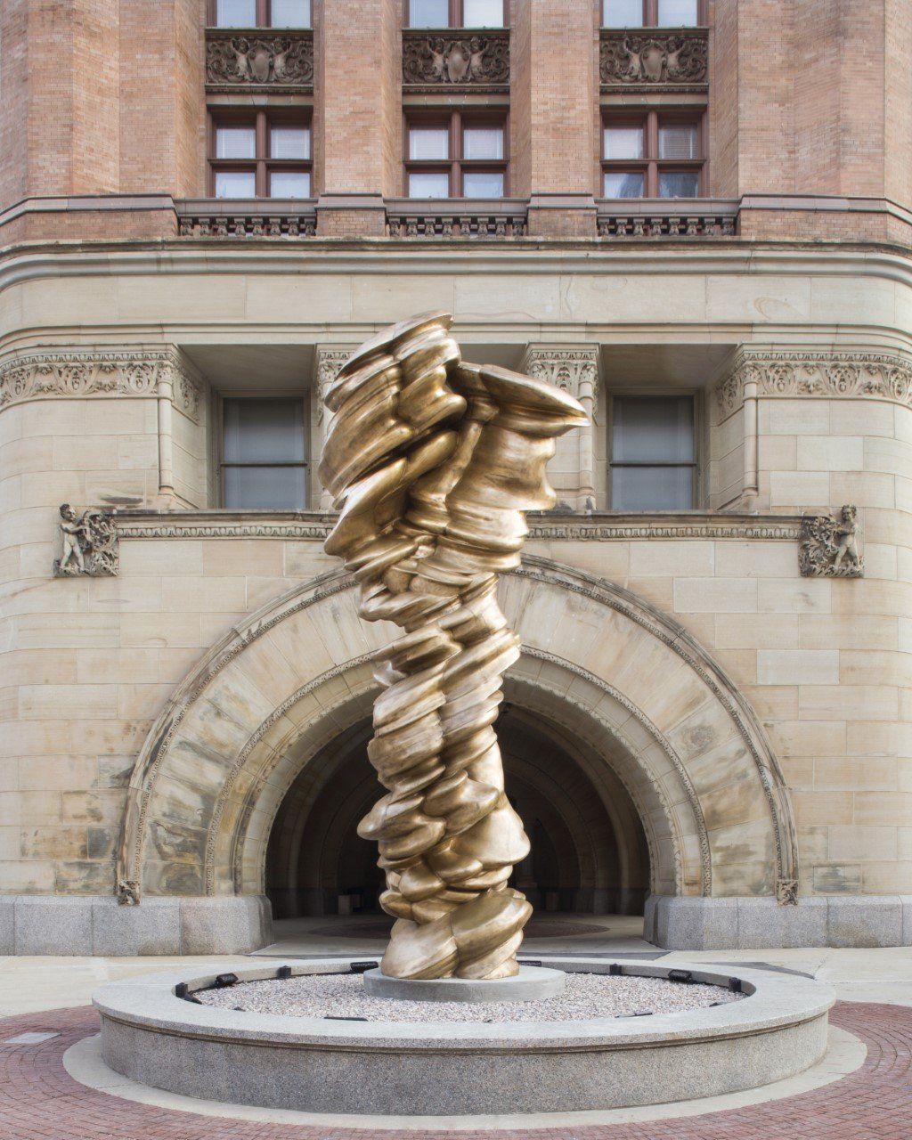 Tony Cragg, Mixed Feelings installed in front of Milwaukee City Hall
