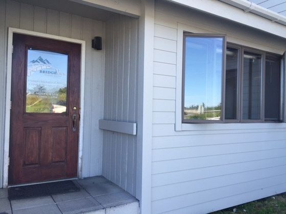 Exterior of Bridgeview Dental in Kodiak