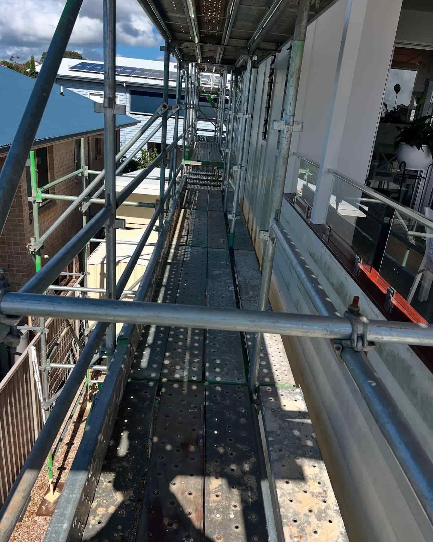 A Row of Scaffolding Along the Side of a Building — RM Scaffolding Solutions in Evans Head, NSW